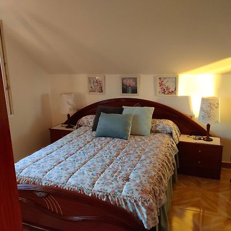 Apartamento Loft A Estivada Rosal Exterior photo